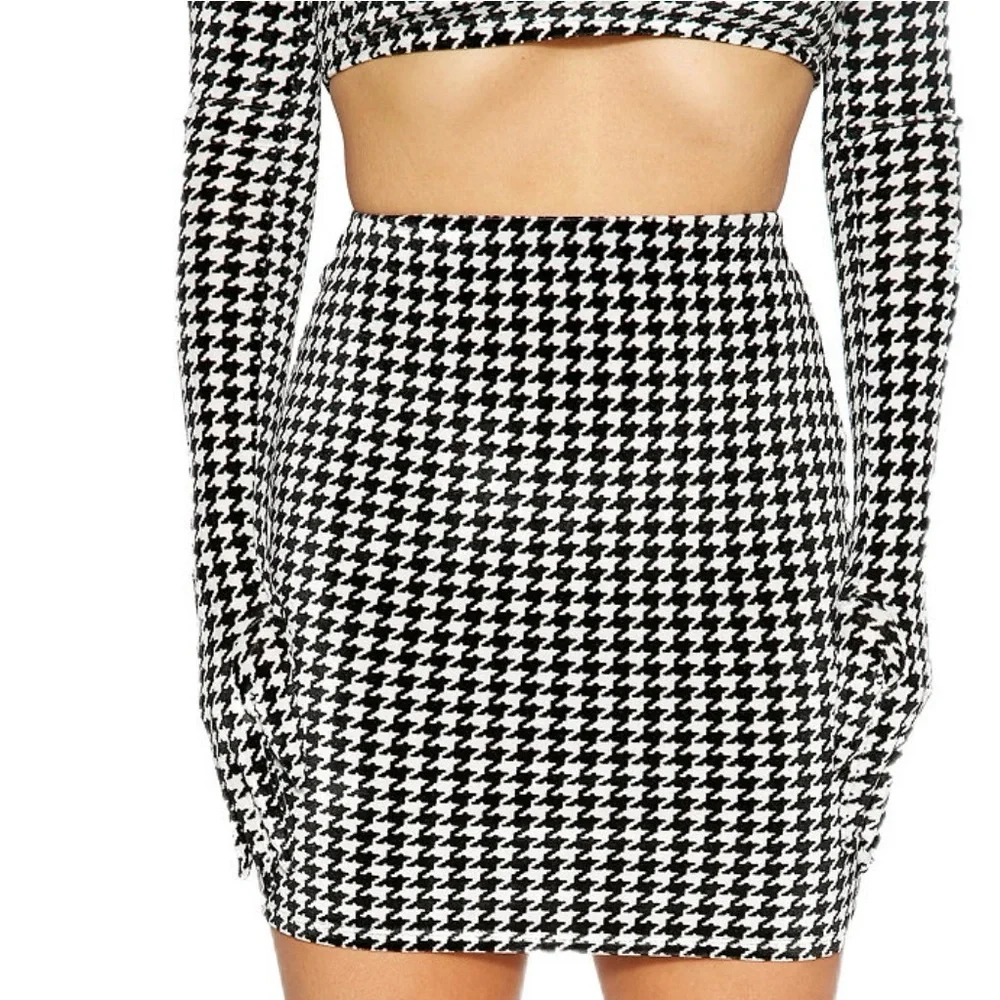 Naked Wardrobe Black and White Mini Skirt XL NWT - Picture 1 of 5